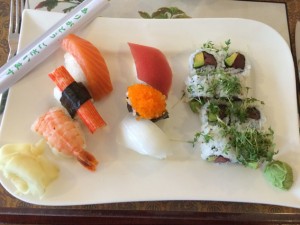 Das erste Essen in der Heimat: Sushi in der Heinrichstraße