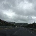 Grau hängt der Himmel über Galizien auf dem Heimweg