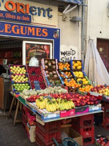 Orientalischer Gemüseladen in Marseille