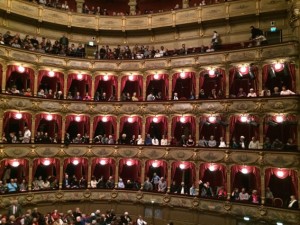 Die Logen in den Rängen des Opernhauses Nizza